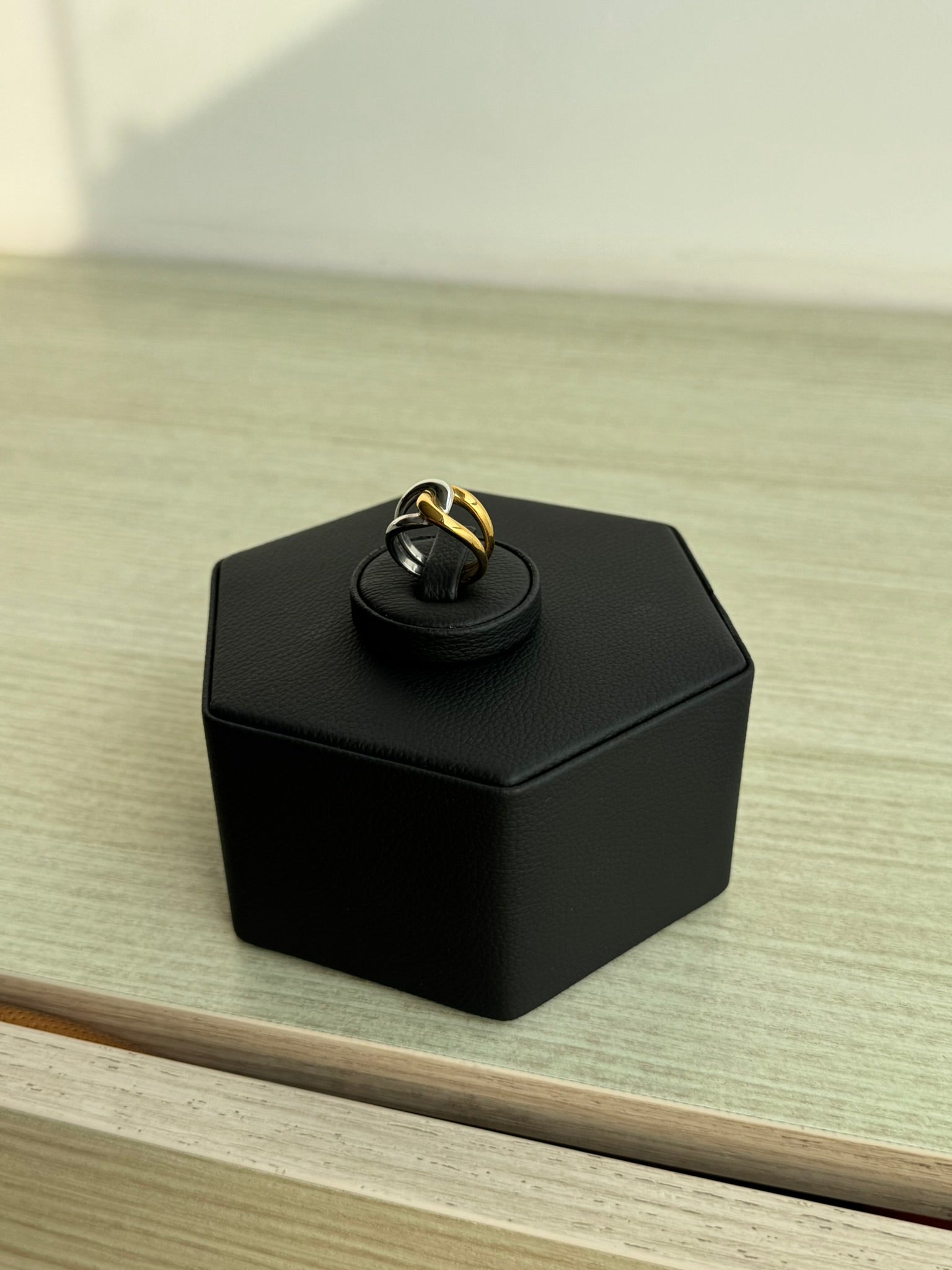 Anillo Golden Duo Twist - IXIA