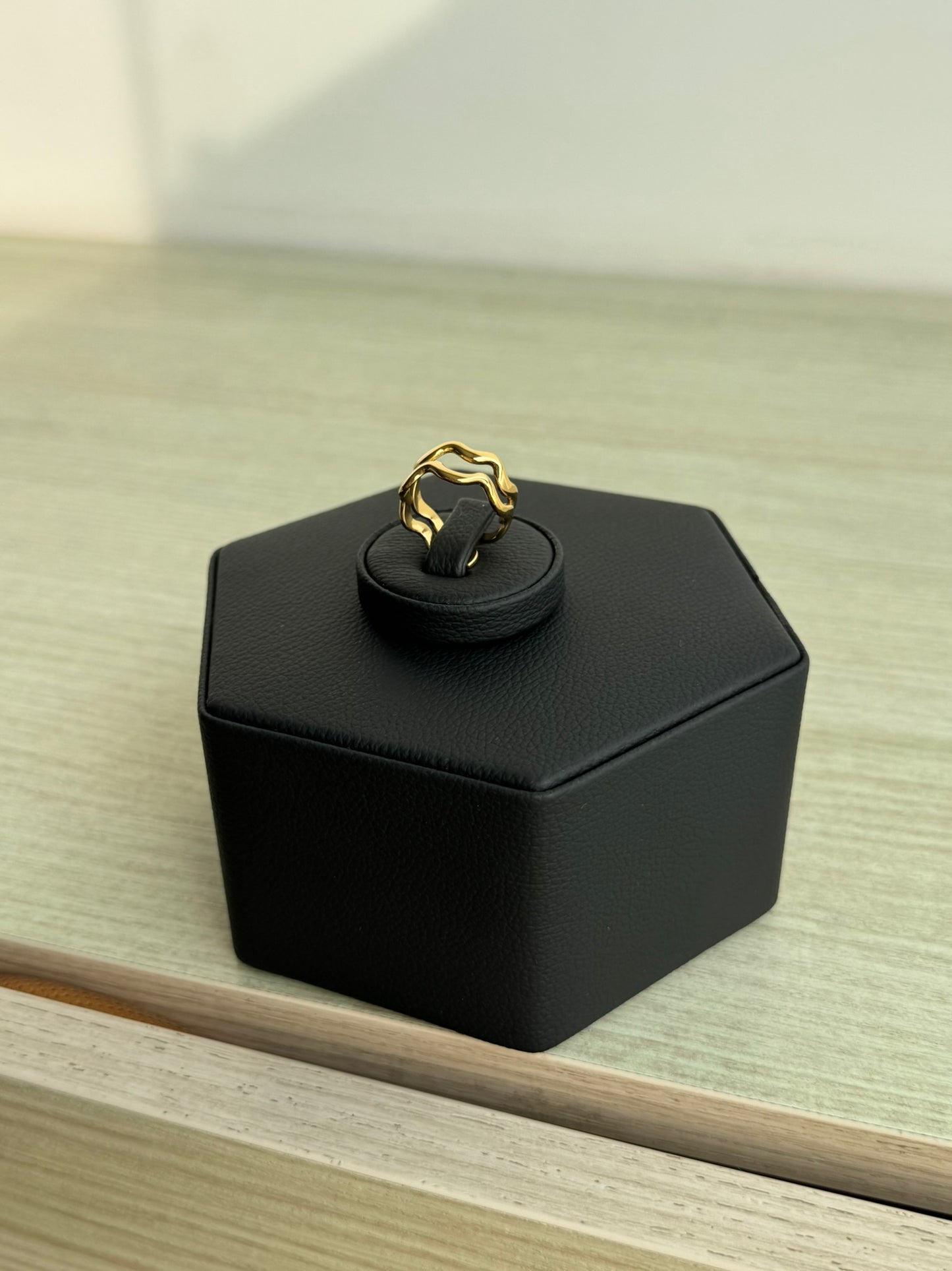 Anillo Golden Crown - IXIA