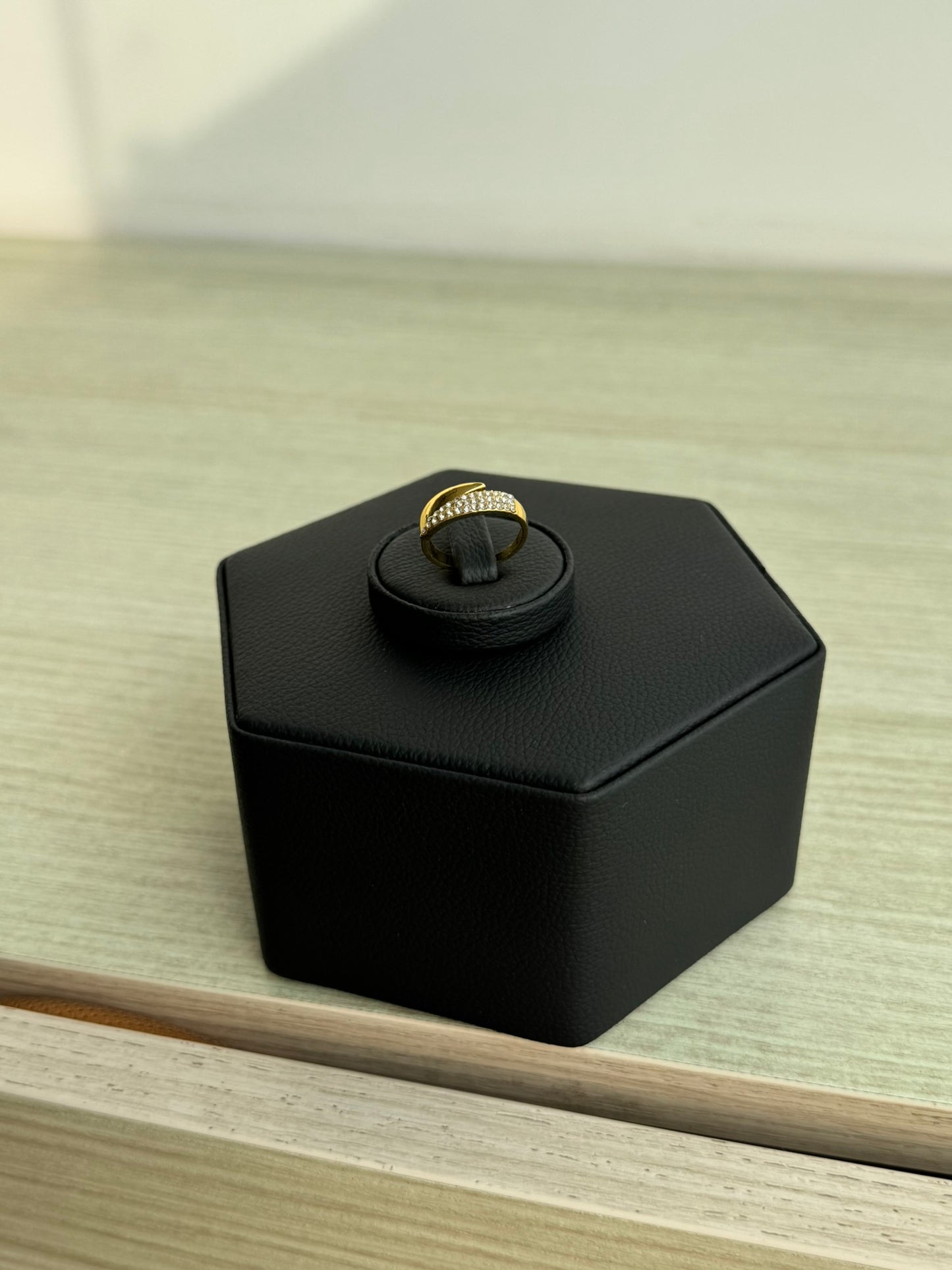 Anillo Órbita Dorado