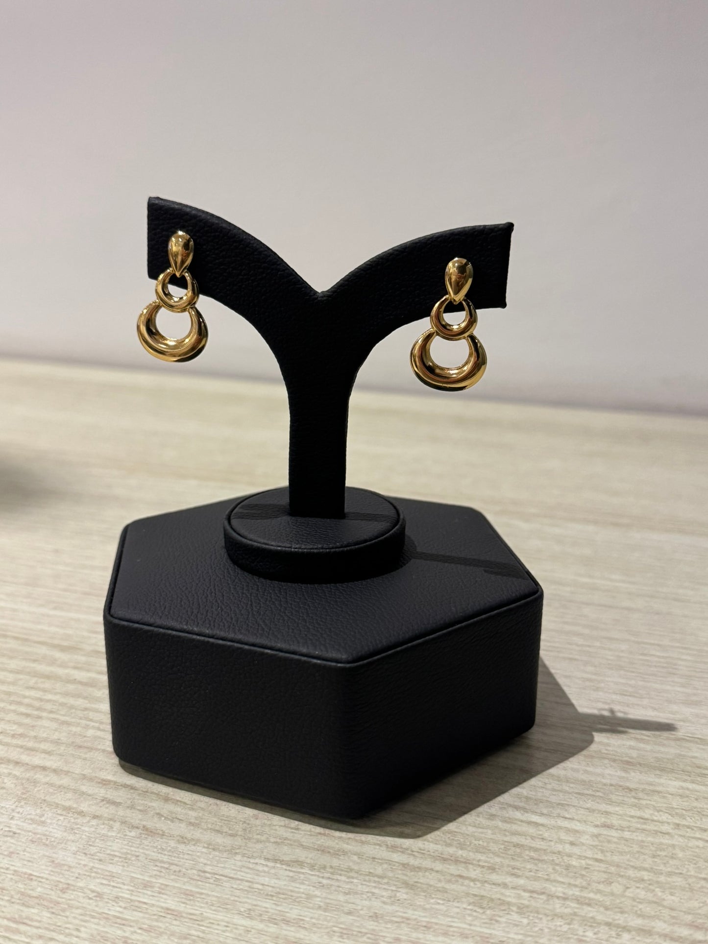 Aretes Golden Pearl Hoop - IXIA