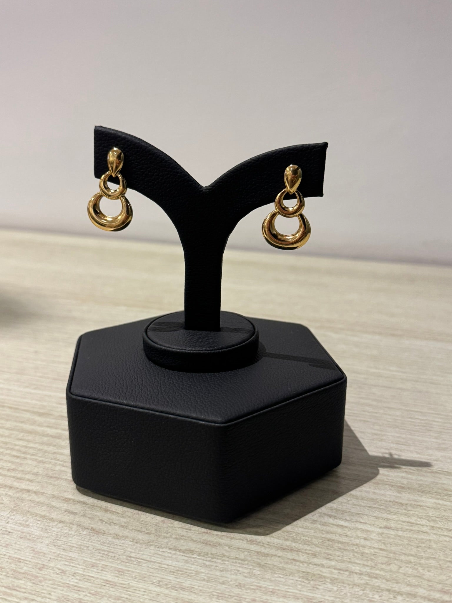 Aretes Golden Pearl Hoop - IXIA