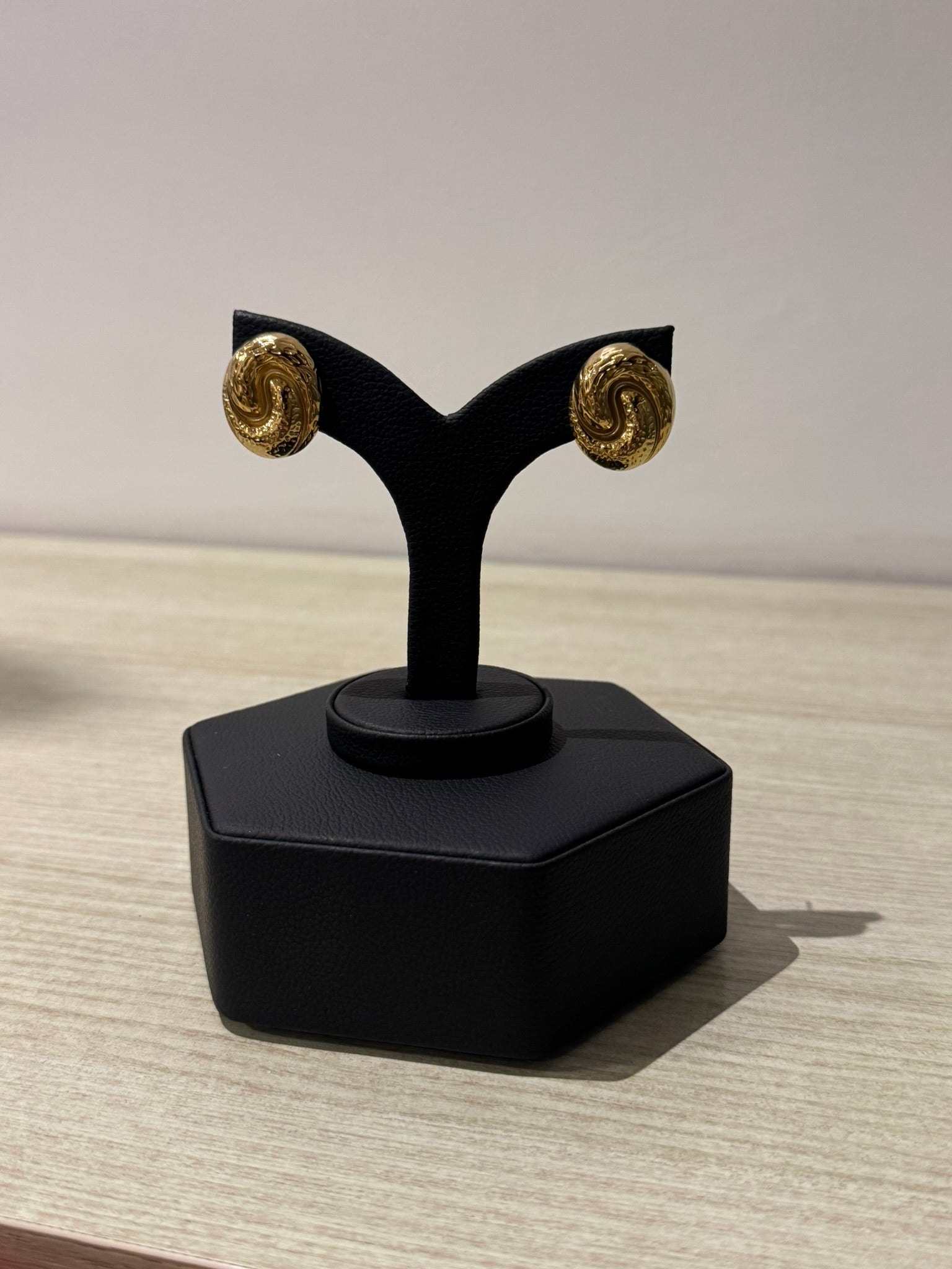 Aretes Golden Coin Studs - IXIA