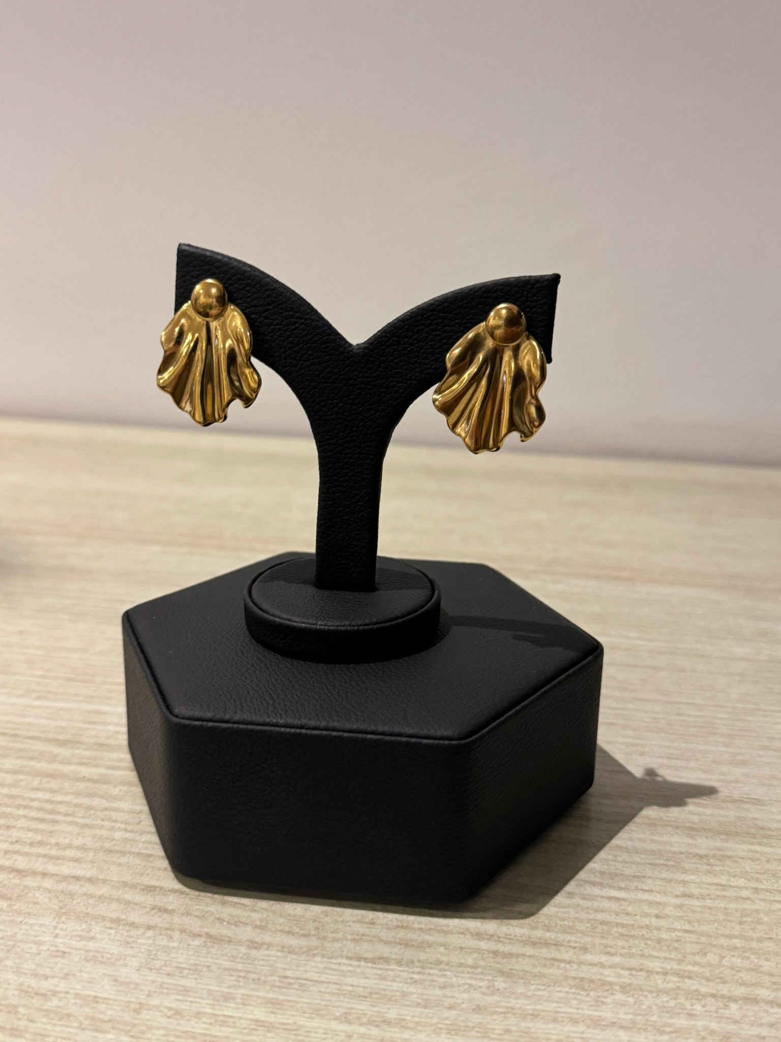 Aretes Golden Shell - IXIA