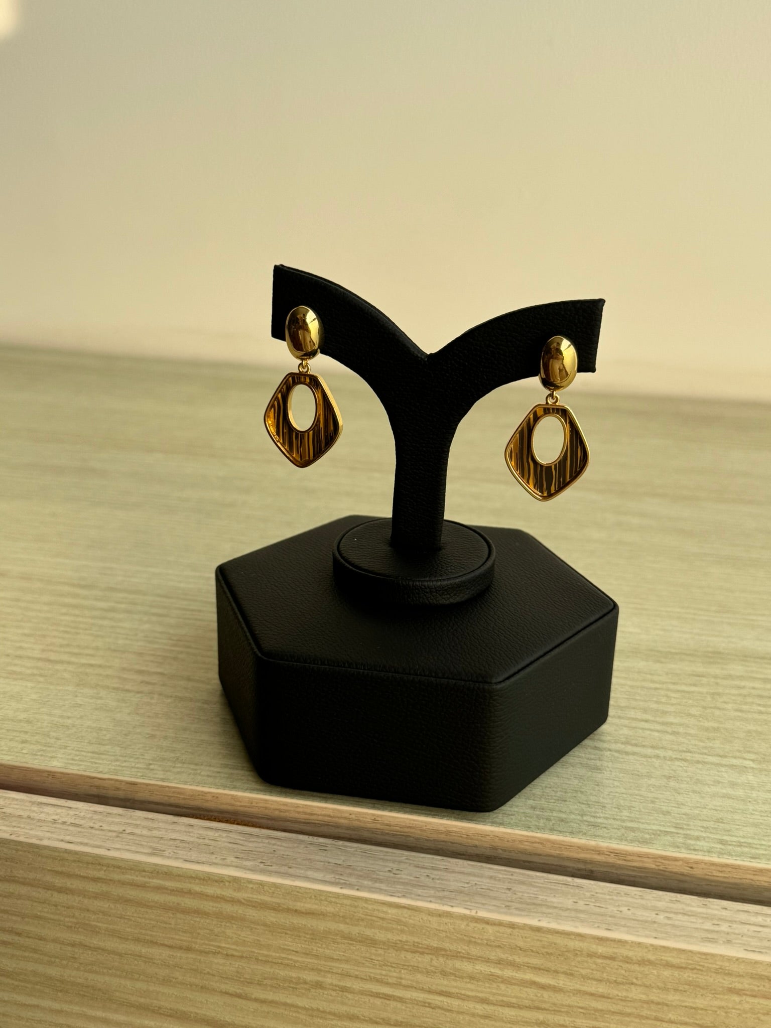 Aretes Golden Crystal Hoop - IXIA