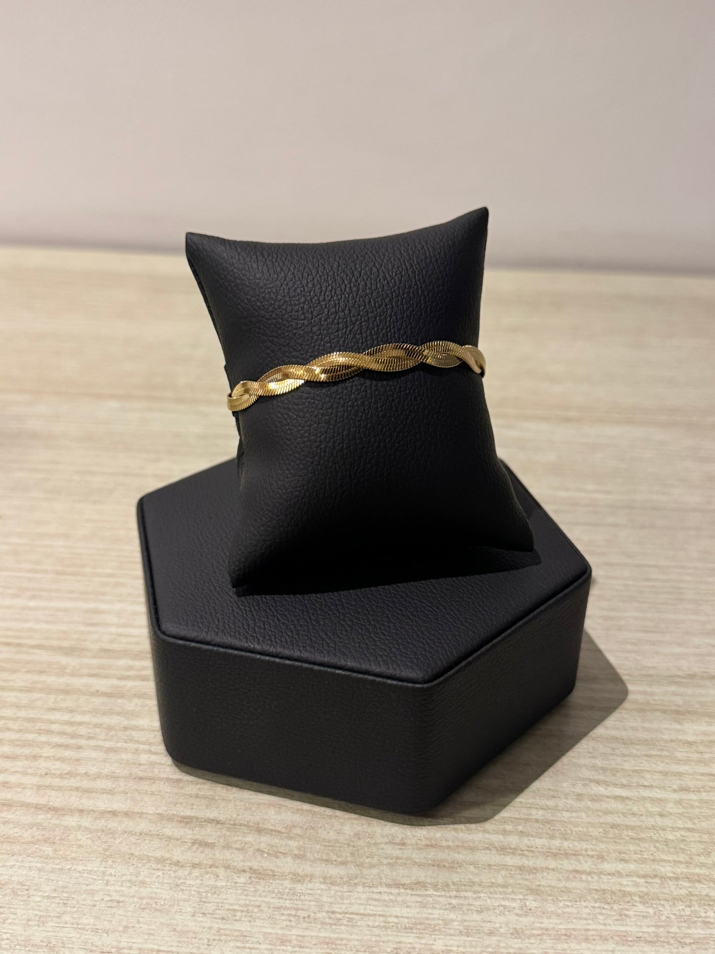 Brazalete Golden Twist - IXIA