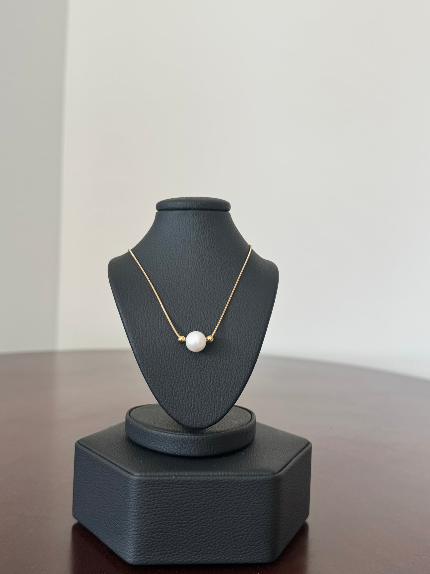 Collar Golden Pearl Drop - IXIA
