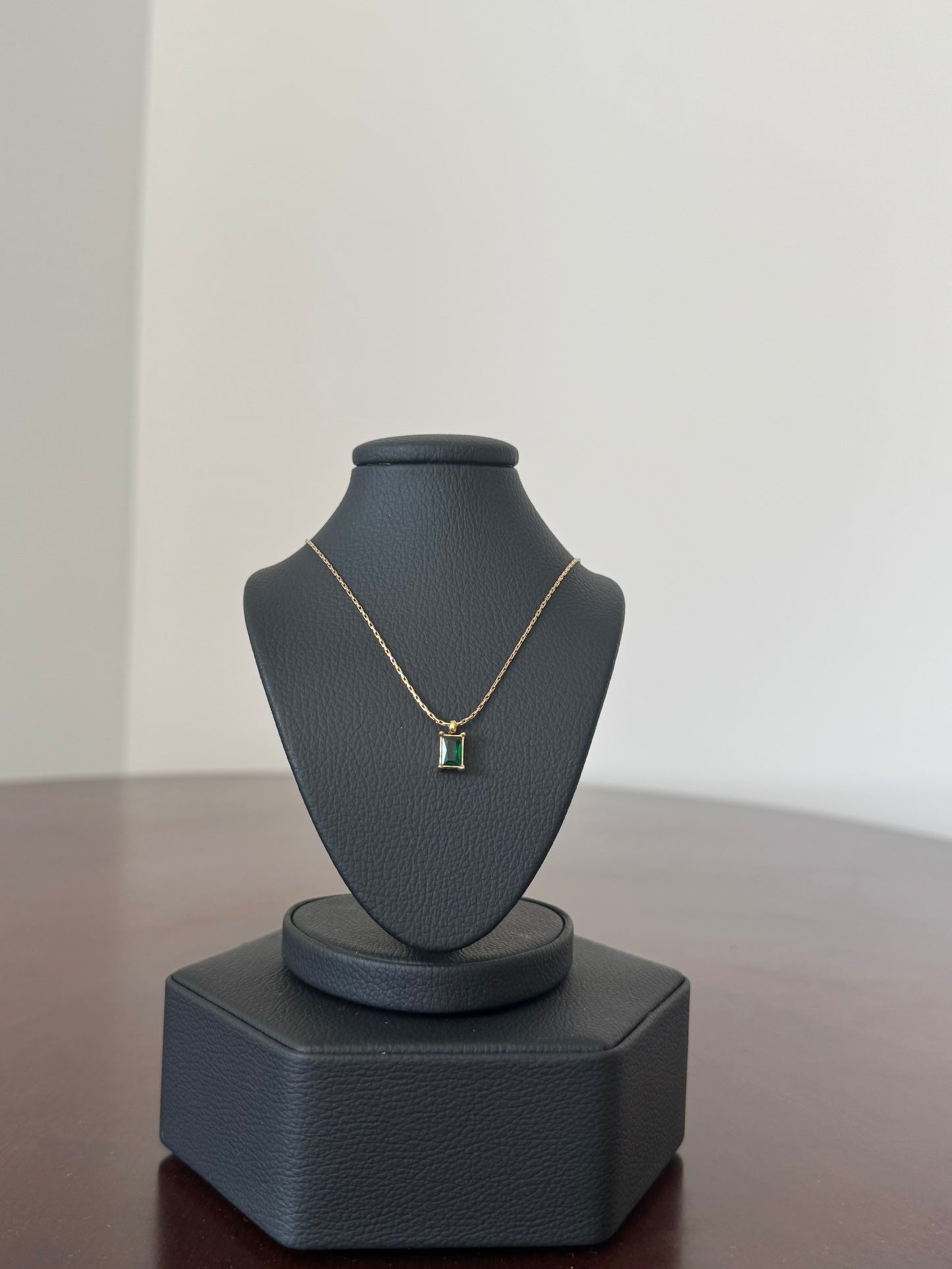 Collar Golden Minimal Drop - IXIA