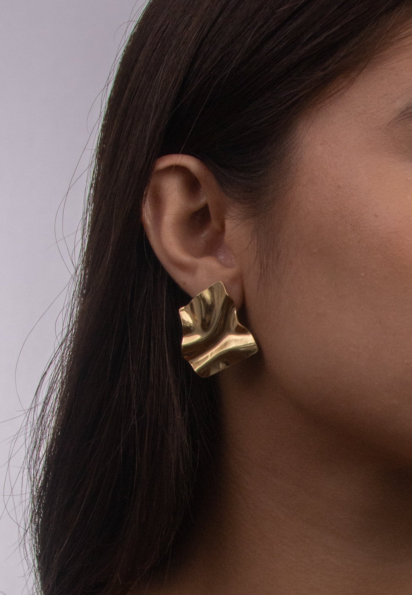 Aretes Aro Hoja Dorado - IXIA