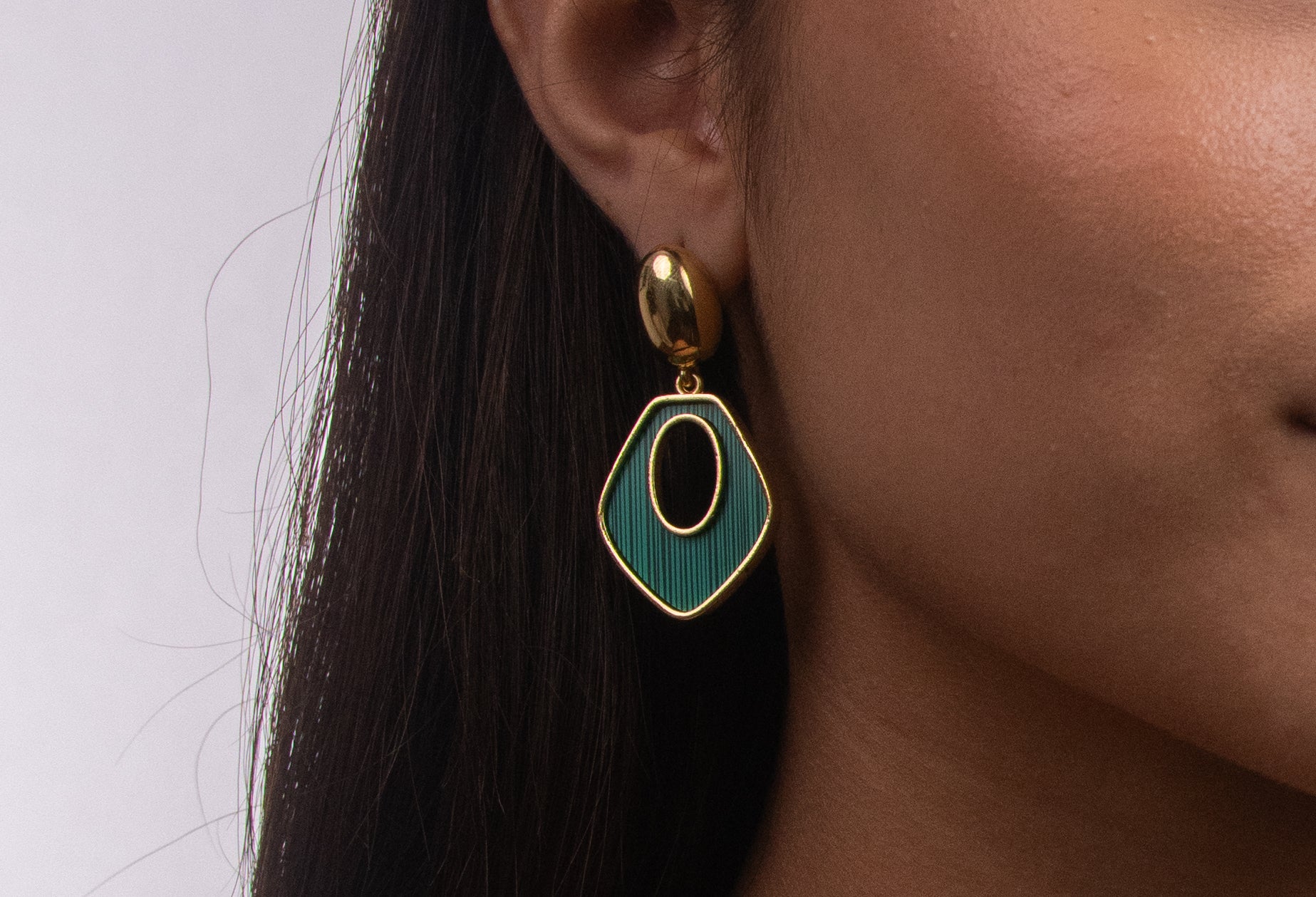 Aretes Gota Verde Dorado - IXIA