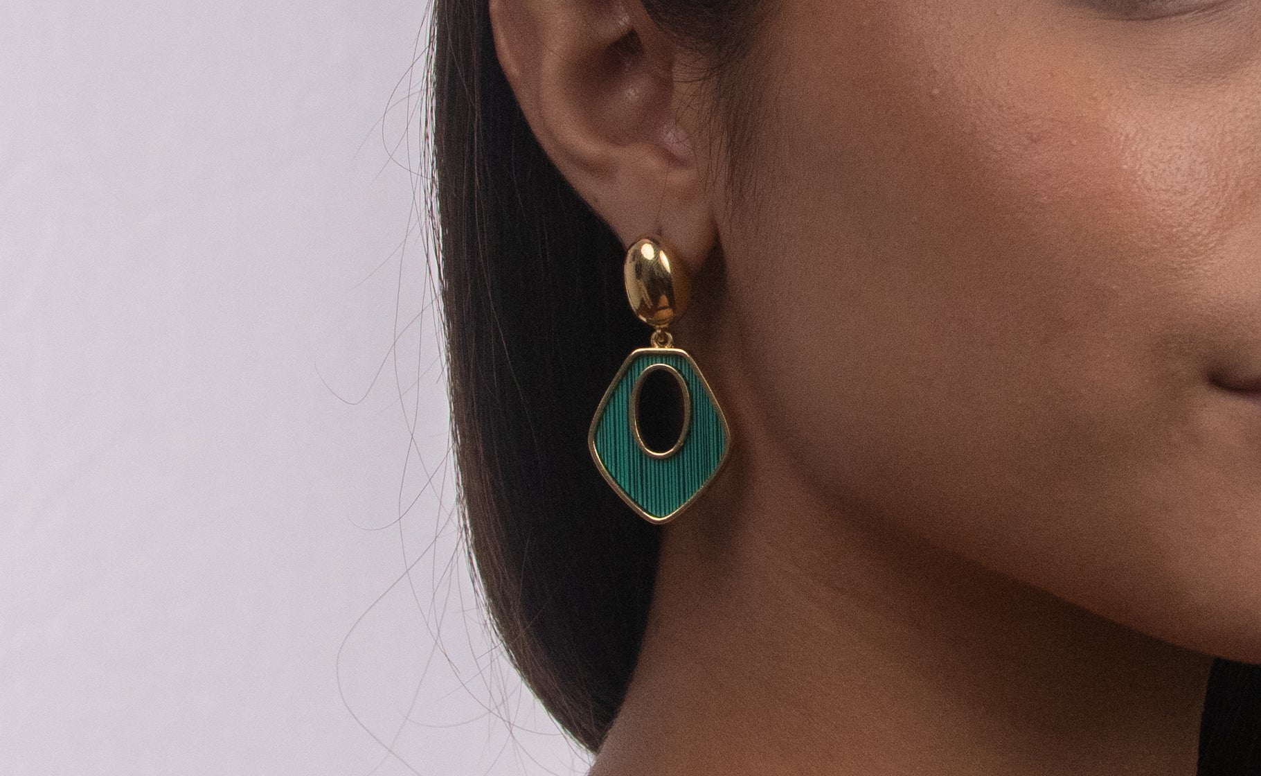 Aretes Gota Verde Dorado - IXIA