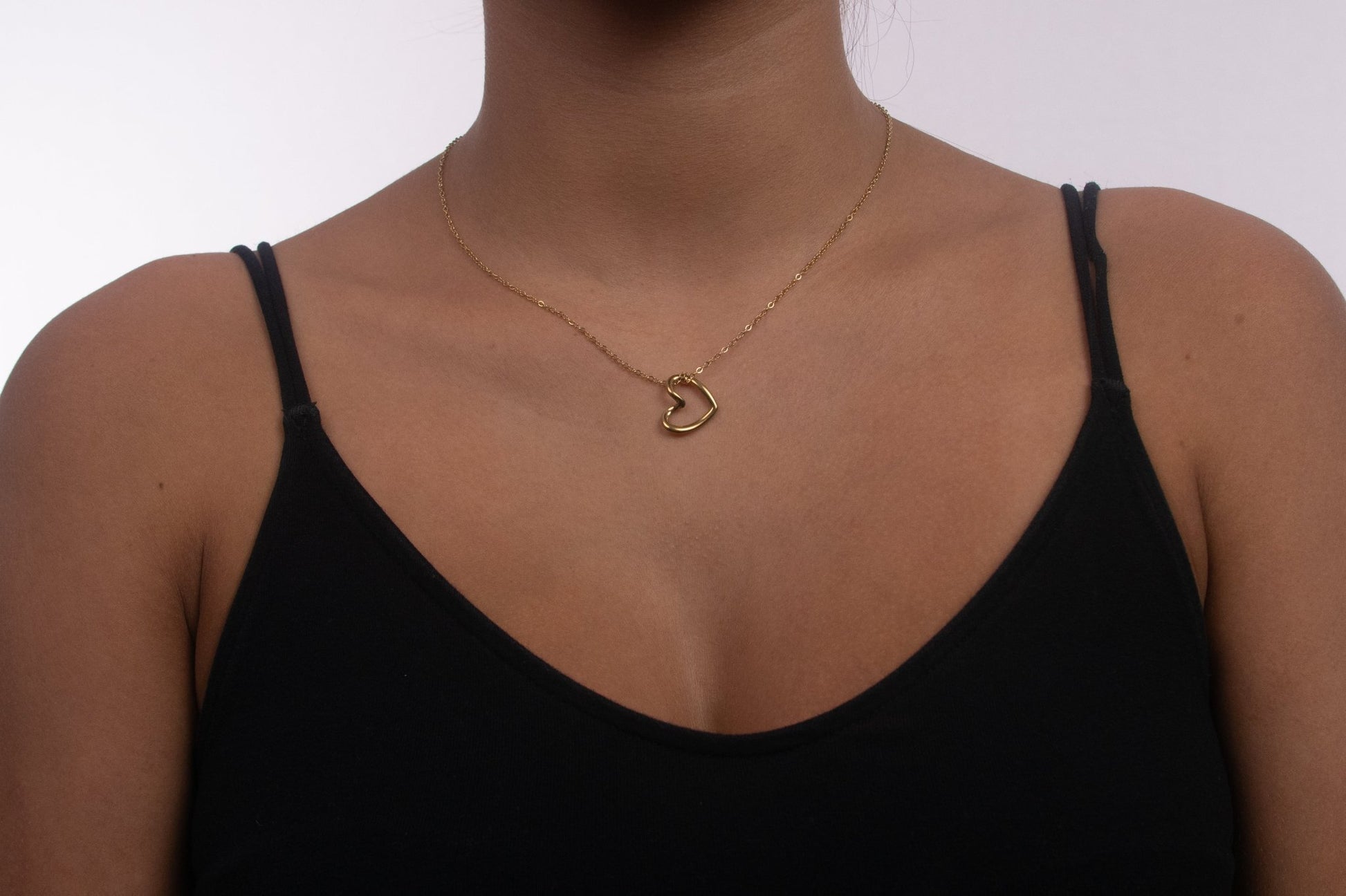 Collar Corazón Abierto Dorado - IXIA