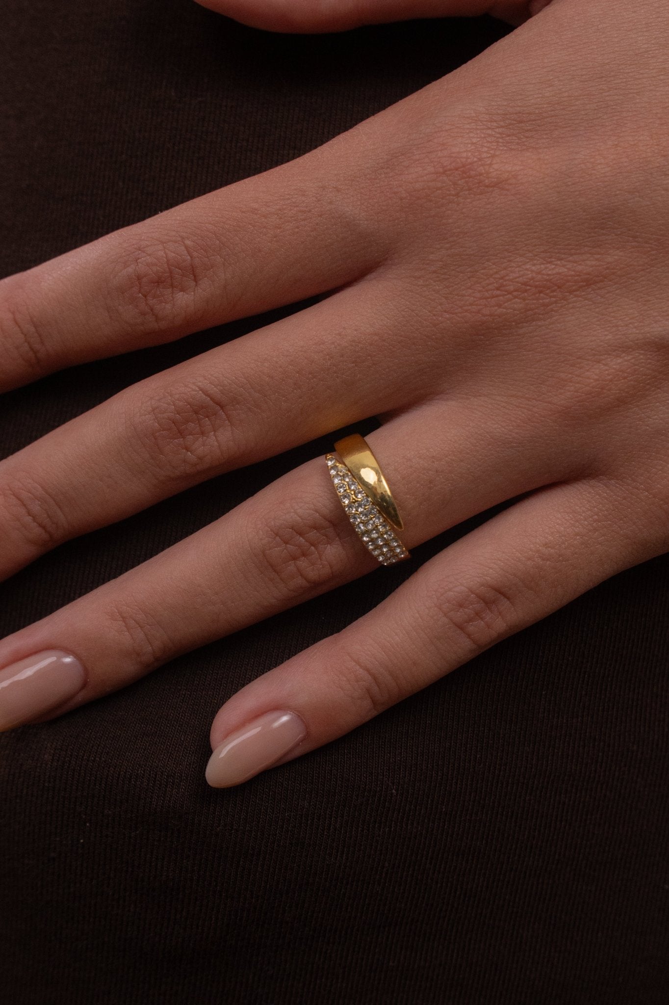 Anillo Órbita Dorado - IXIA